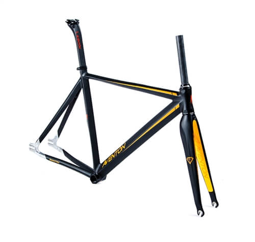 B411 - Diamond Frame - Boys Large : 